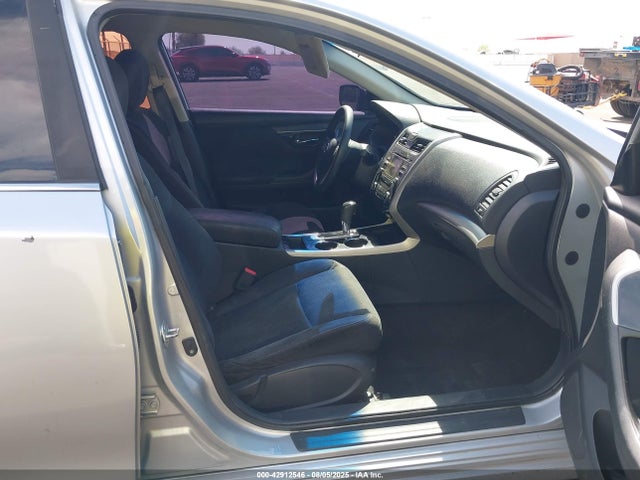 1N4AL3AP2EN390186 Nissan 2014