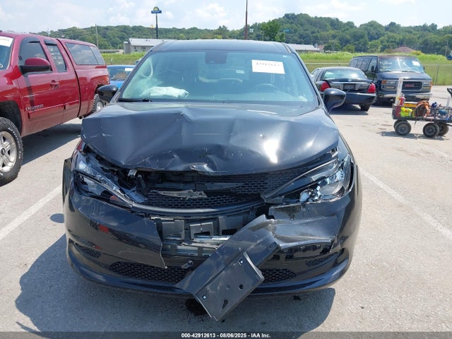 2C4RC1CG1NR158065 Chrysler 2022