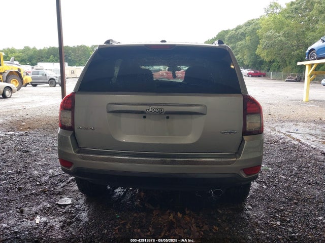 Jeep Compass 2016 1C4NJDEB4GD723969 Image 16