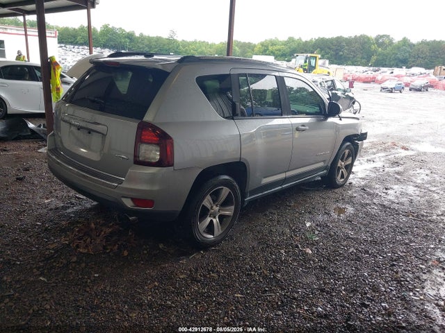 Jeep Compass 2016 1C4NJDEB4GD723969 Image 4