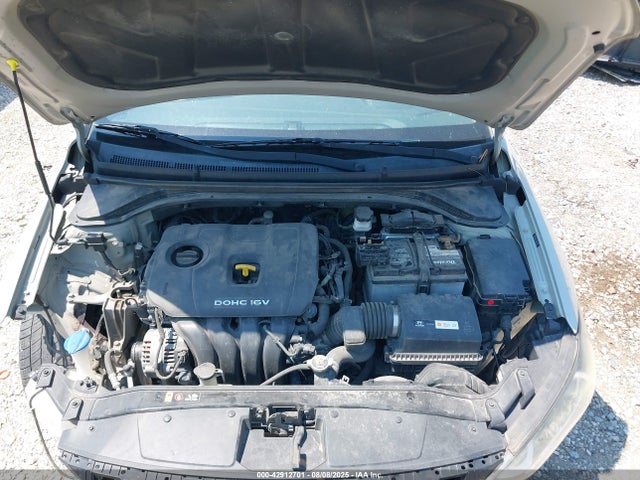 5NPD84LF1HH015624 Hyundai Elantra