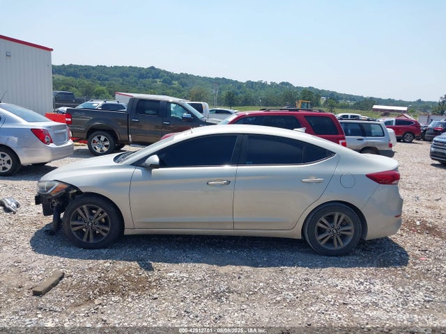 5NPD84LF1HH015624 Hyundai Elantra