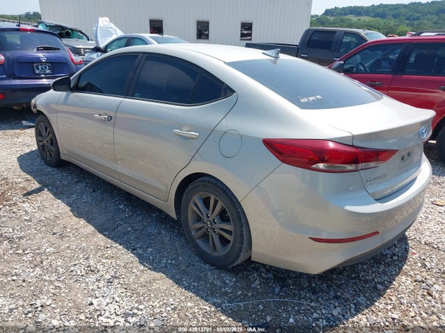 5NPD84LF1HH015624 Hyundai Elantra