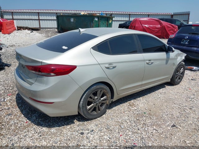 5NPD84LF1HH015624 Hyundai Elantra