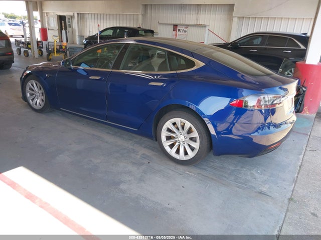 2019 TESLA MODEL S 5YJSA1E29KF335025 Photo 2