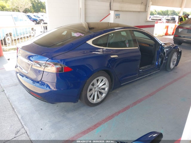 2019 TESLA MODEL S 5YJSA1E29KF335025 Photo 3