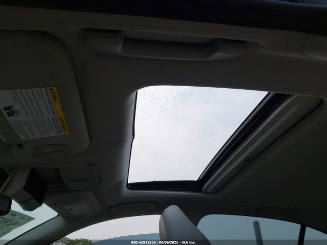 Infiniti Q50 2019 JN1EV7ARXKM554061 Image 18