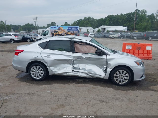 Nissan Sentra 2018 3N1AB7AP1JY329903 Image 13