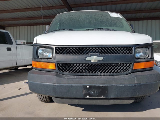 Chevrolet l20 2015 1GCWGFCF4F1228126 Image 17