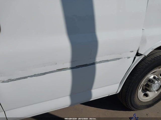 Chevrolet l20 2015 1GCWGFCF4F1228126 Image 18