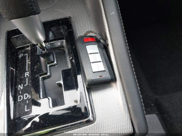 2018 MITSUBISHI OUTLANDER SPORT JA4AP4AW0JZ011324 Photo 10