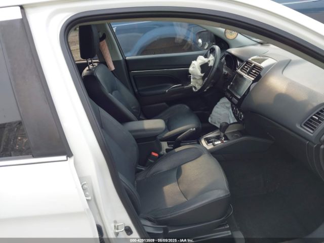 2018 MITSUBISHI OUTLANDER SPORT JA4AP4AW0JZ011324 Photo 4