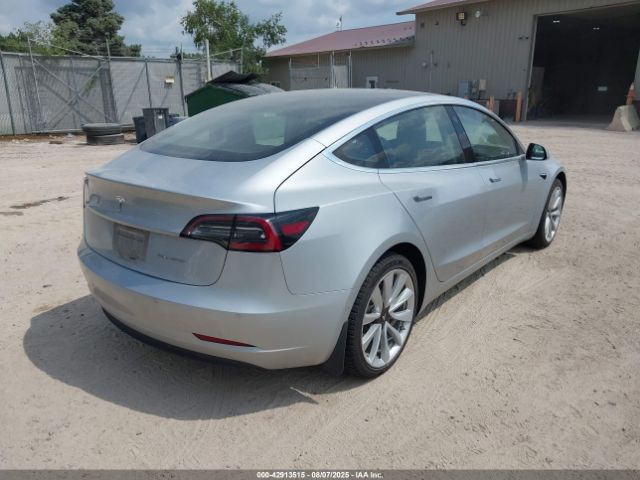 2018 TESLA MODEL 3 5YJ3E1EB7JF087610 Photo 3