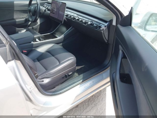 2018 TESLA MODEL 3 5YJ3E1EB7JF087610 Photo 4