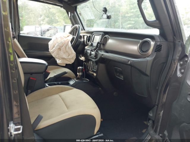 2018 JEEP WRANGLER UNLIMITED 1C4HJXDG2JW208816 Photo 4