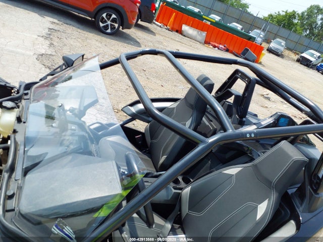 Polaris Slingshot 2019 57XAAPFA3K8133728 Image 14