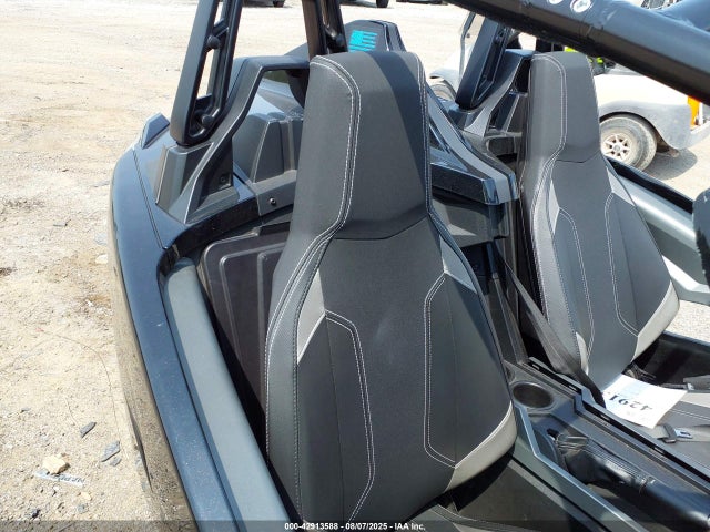 Polaris Slingshot 2019 57XAAPFA3K8133728 Image 8
