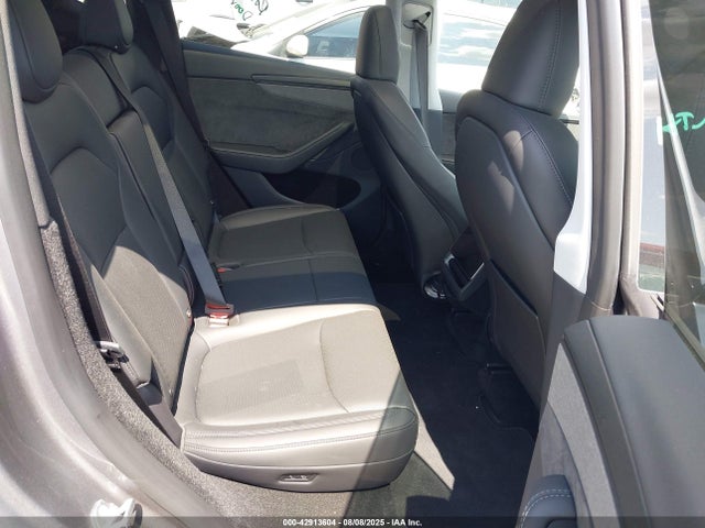 2026 TESLA MODEL Y 7SAYGDEE9TA428228 Photo 7