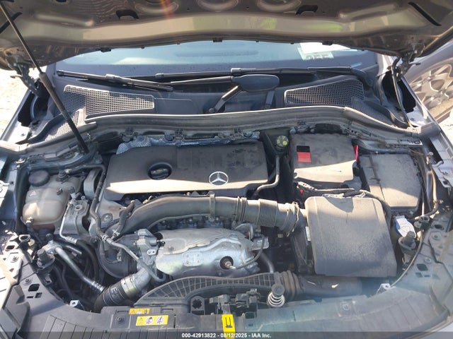 W1N4N4HB4MJ126824 Mercedes-Benz m260