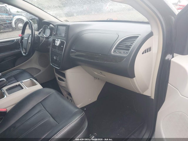 Chrysler 2015 2015 2C4RC1BG9FR694264 Image 5