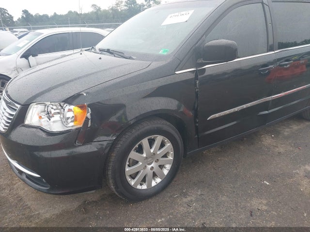 Chrysler 2015 2015 2C4RC1BG9FR694264 Image 6