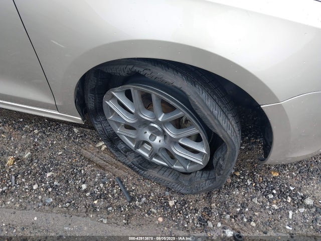 3VWD07AJ9EM236360 Volkswagen Jetta