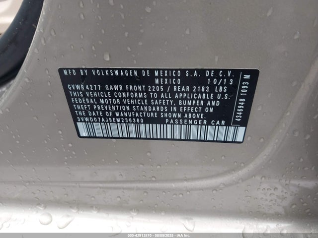 3VWD07AJ9EM236360 Volkswagen Jetta