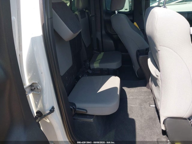 5TFRX5GN9GX052200 Toyota 2tr-fe
