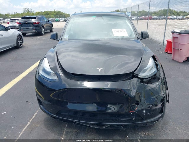 7SAYGDEDXRA329465 Tesla Model Y