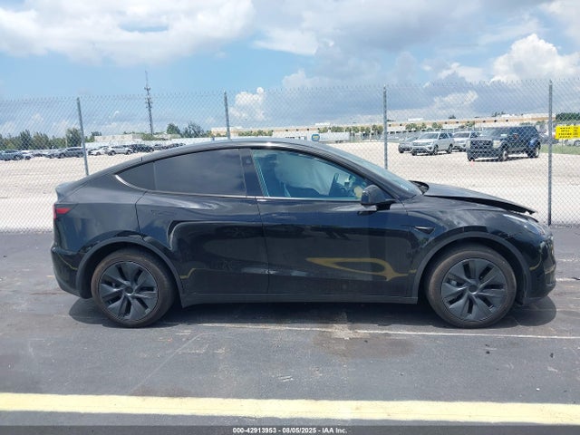 7SAYGDEDXRA329465 Tesla Model Y