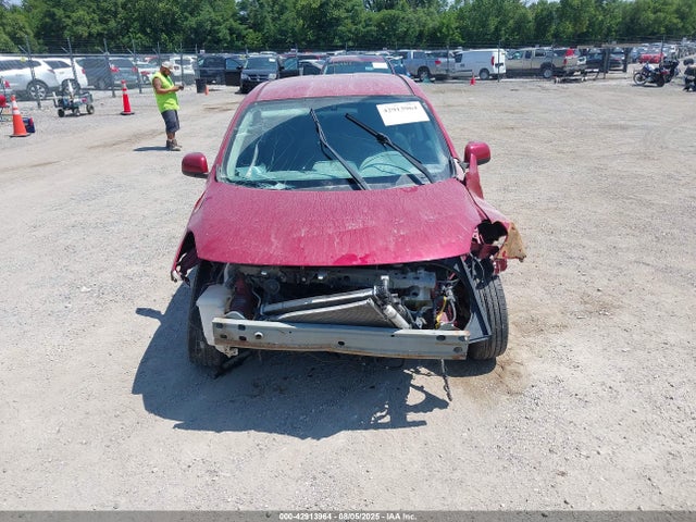 3N1CN7AP7EL825968 Nissan 2014