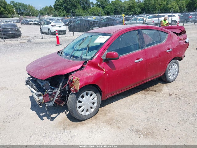3N1CN7AP7EL825968 Nissan 2014