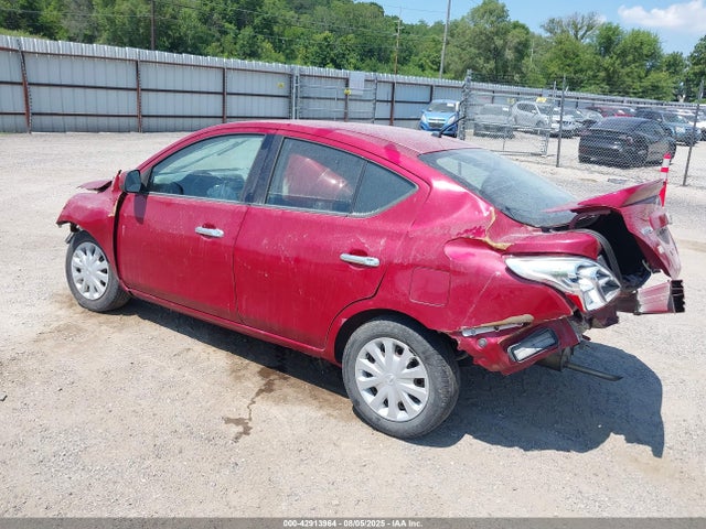 3N1CN7AP7EL825968 Nissan 2014