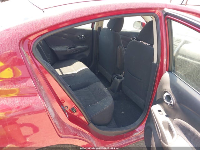 3N1CN7AP7EL825968 Nissan 2014