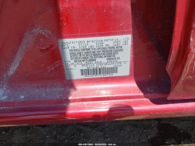 3N1CN7AP7EL825968 Nissan 2014
