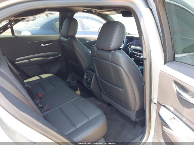 2025 CADILLAC XT4 1GYFZCR44SF133295 Photo 7