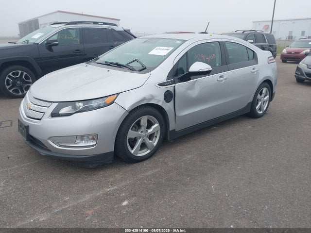 Chevrolet luu - ffv, e-flex, fam 0 2015 1G1RB6E47FU109663 Image 2