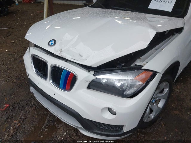 WBAVM1C54FV318221 BMW X1
