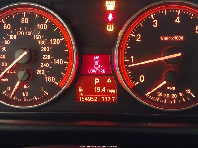 WBAVM1C54FV318221 BMW X1
