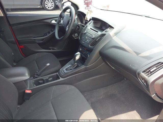 Ford Focus 2015 1FADP3F23FL244245 Image 5
