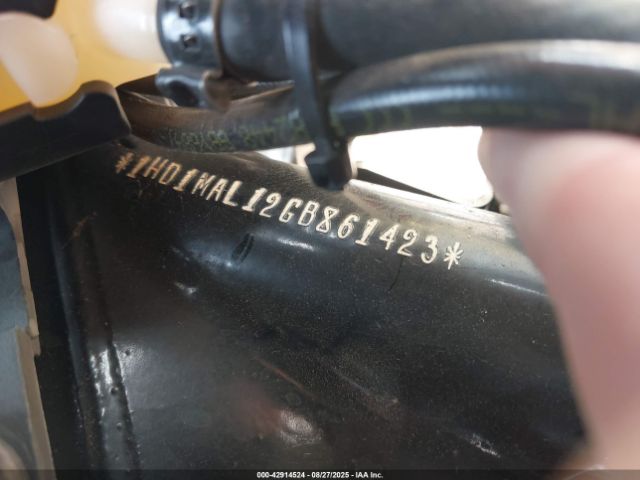 2016 HARLEY-DAVIDSON FLHTCUTG 1HD1MAL12GB861423 Photo 9