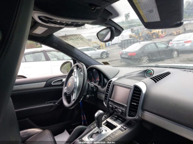 2013 PORSCHE CAYENNE WP1AD2A22DLA71529 Photo 4