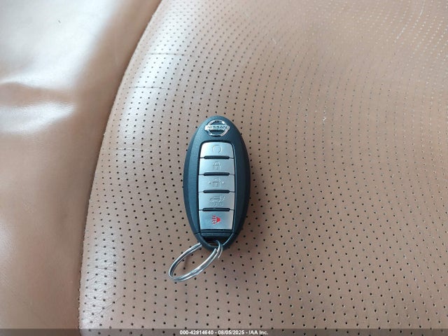 Nissan 2017 2017 JN8AY2NC8H9511317 Image 11