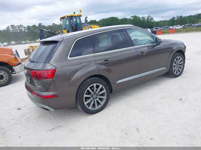 2017 AUDI Q7 WA1LAAF79HD036790 Photo 3
