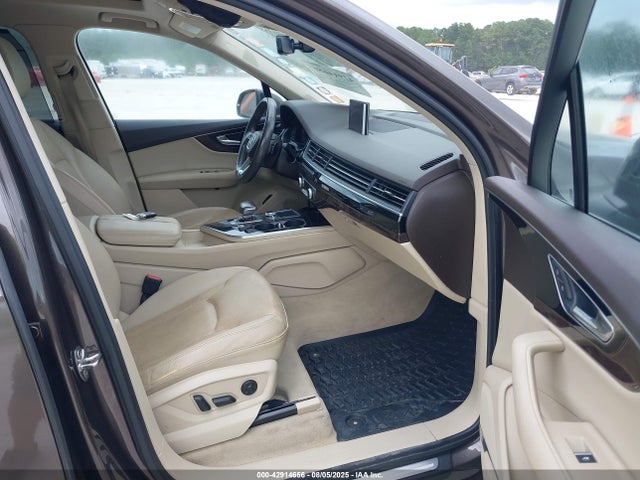 2017 AUDI Q7 WA1LAAF79HD036790 Photo 4