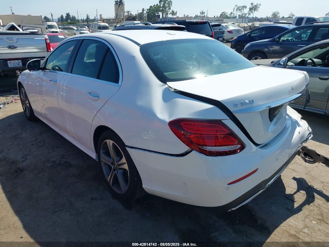W1KZF8DB1LA824447 Mercedes-Benz m264