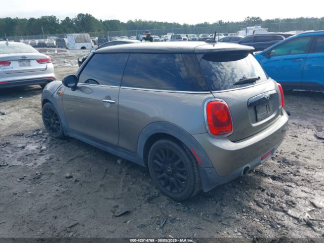 2018 MINI HARDTOP WMWXP5C59J2G62941 Photo 2