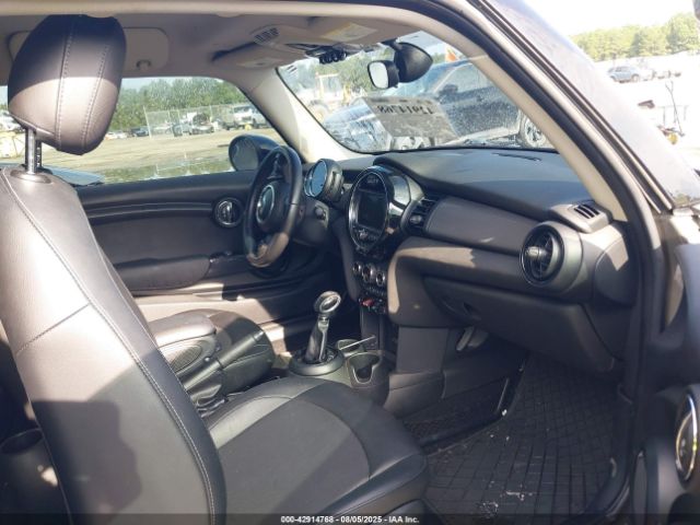 2018 MINI HARDTOP WMWXP5C59J2G62941 Photo 4