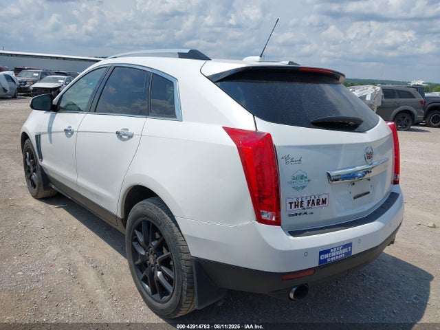 2016 CADILLAC SRX 3GYFNCE39GS570494 Photo 2