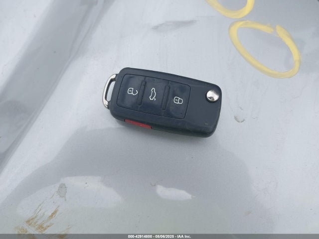 Volkswagen 2014 2014 1VWBN7A34EC108376 Image 11